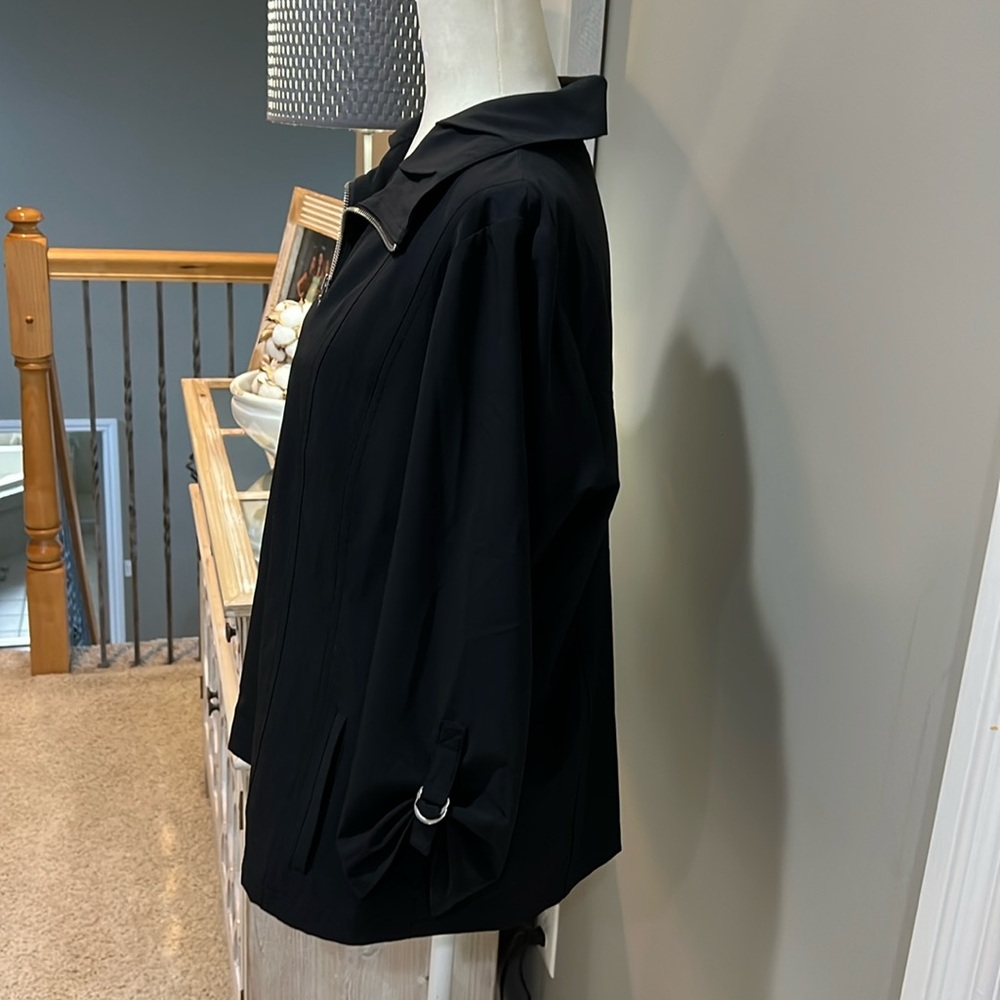 NWOT CHICO’S Weekends Zip Front Jacket - Size 2 - Picture 3 of 14
